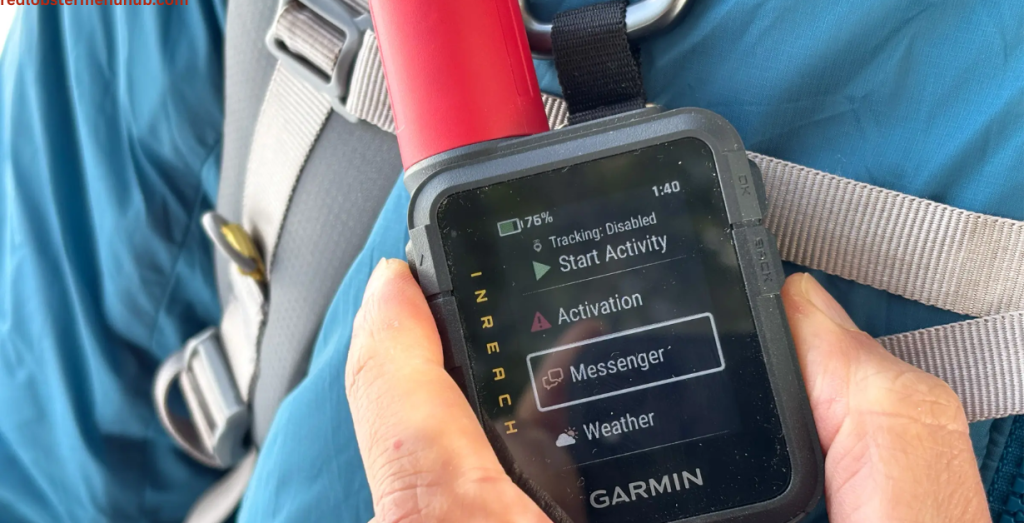 Satellite messenger for two-way communication in remote areas